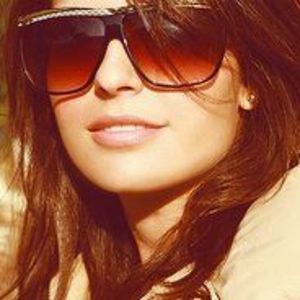 Meet your Posher, Jenny